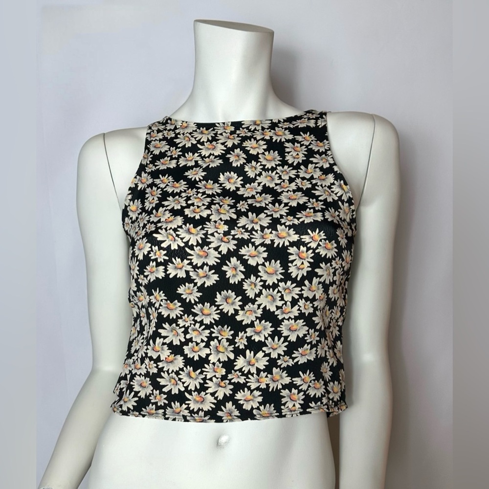 Brandy Melville Daisy Floral Black Sleeveless Back Zip Crop Top